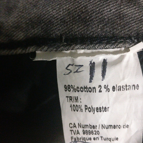 JUNAROSE 2tone Patchwork Ankle Cropped Jeans size 11 fit like 18 or 31 MUST READ - Picture 7 of 10